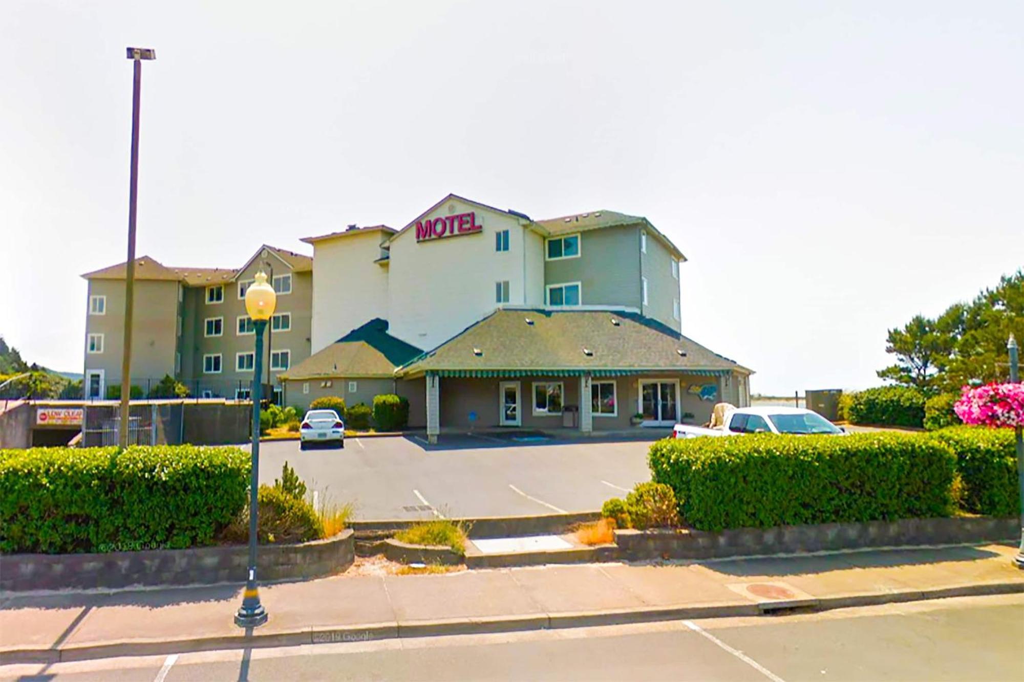 Siletz Bay Beachfront Hotel By Oyo Lincoln City Esterno foto