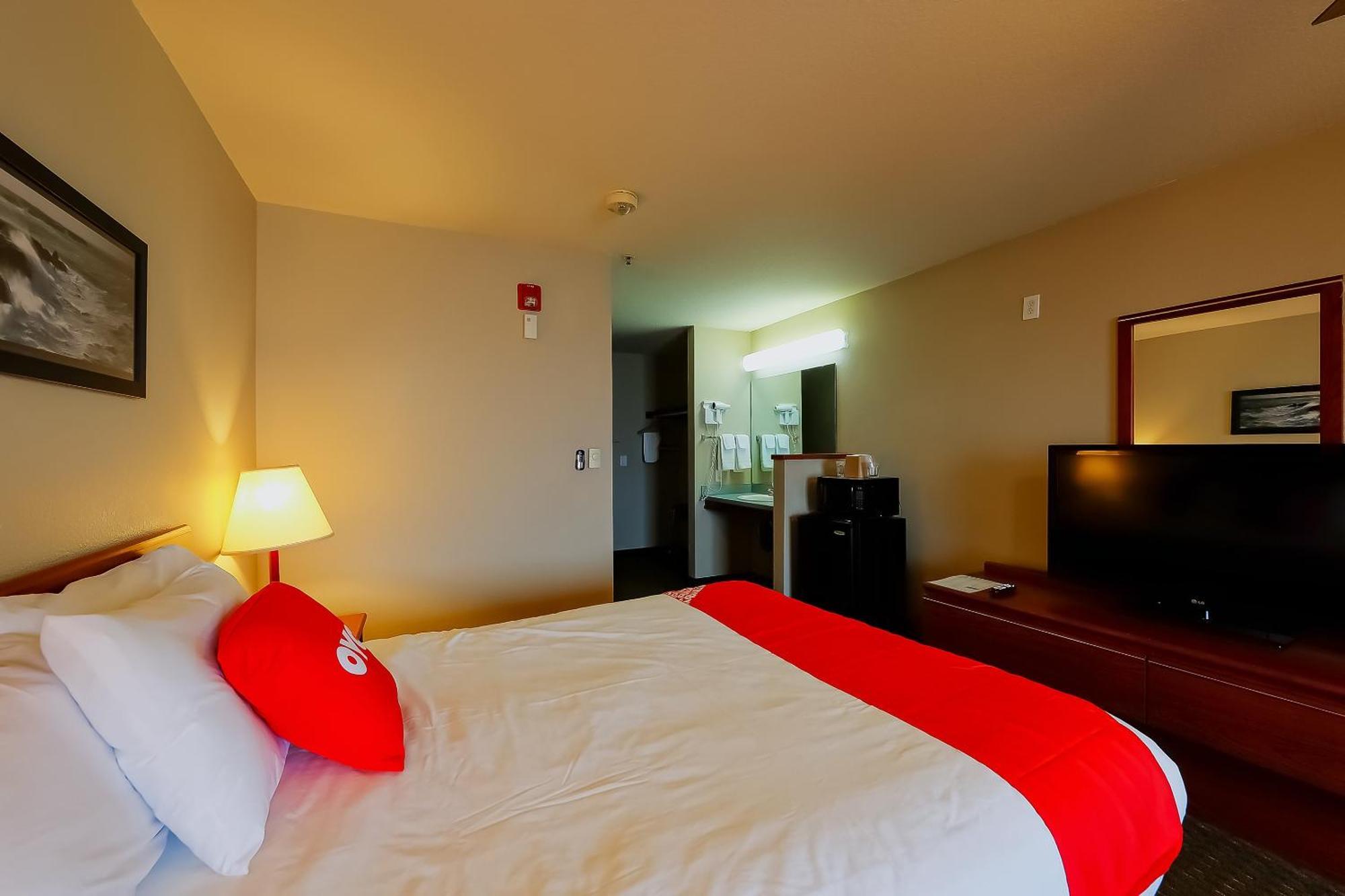 Siletz Bay Beachfront Hotel By Oyo Lincoln City Esterno foto