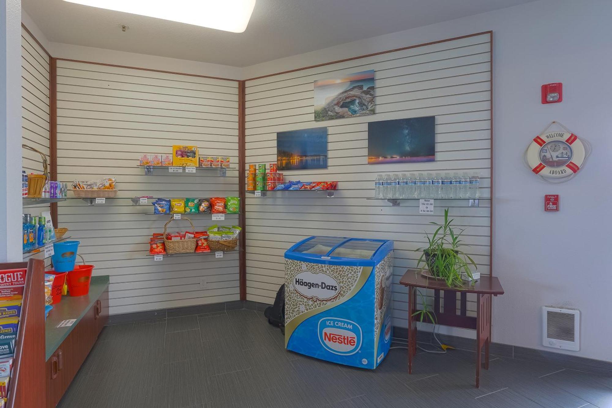 Siletz Bay Beachfront Hotel By Oyo Lincoln City Esterno foto
