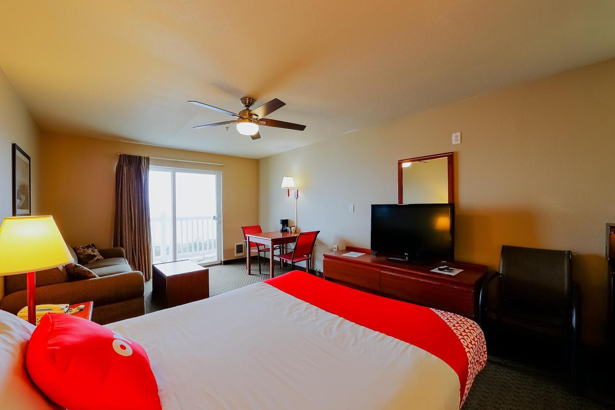 Siletz Bay Beachfront Hotel By Oyo Lincoln City Esterno foto