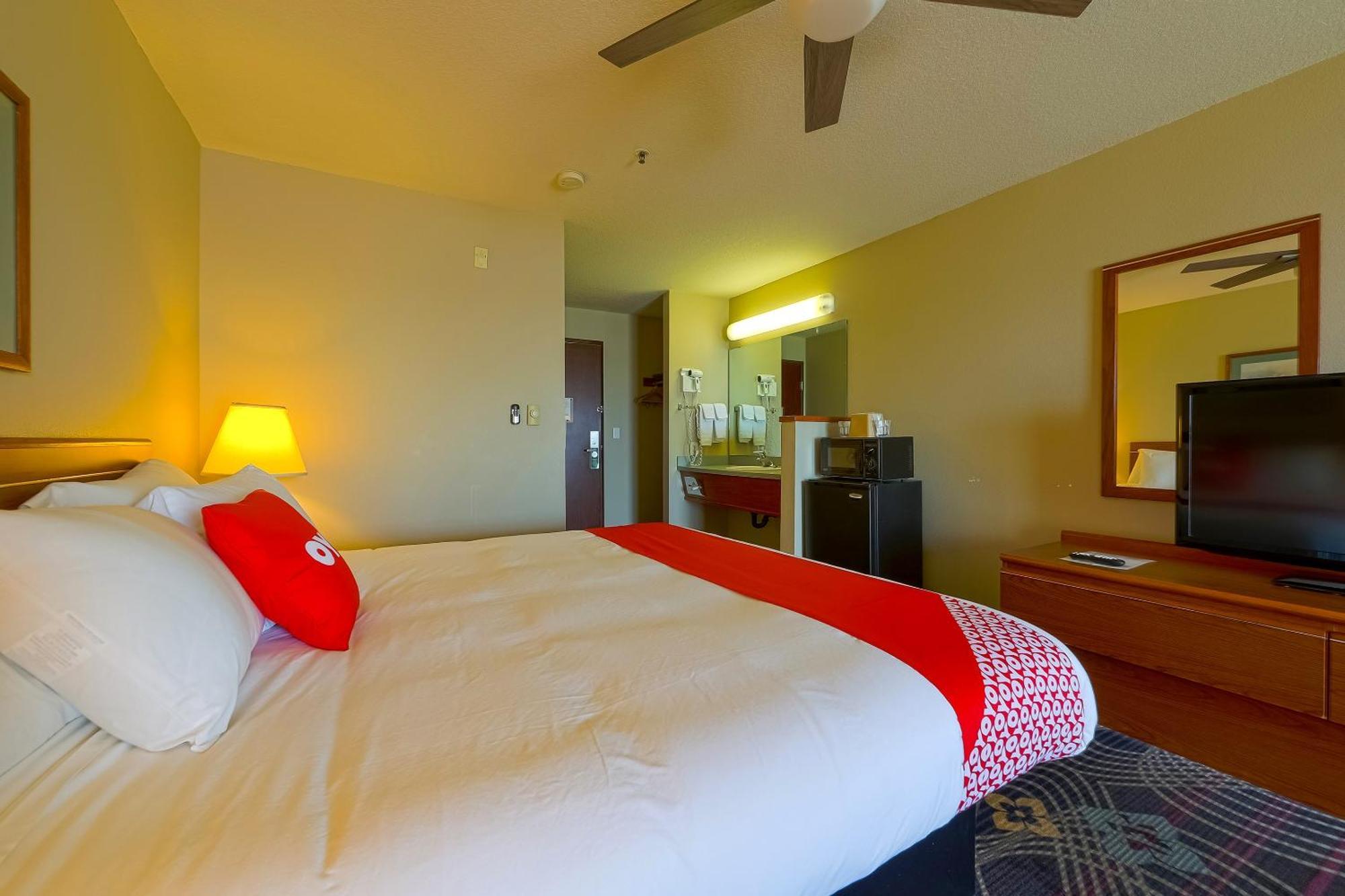 Siletz Bay Beachfront Hotel By Oyo Lincoln City Esterno foto